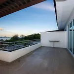 Seaview Condo With Large Pool - Bap1